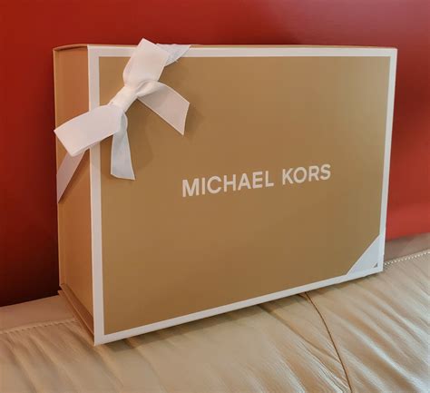 michael kors gift card amazon|michael kors empty gift box.